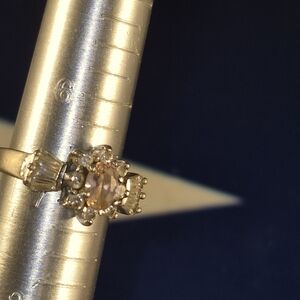 Elegant  925 Silver Women's Ring with Gemstone